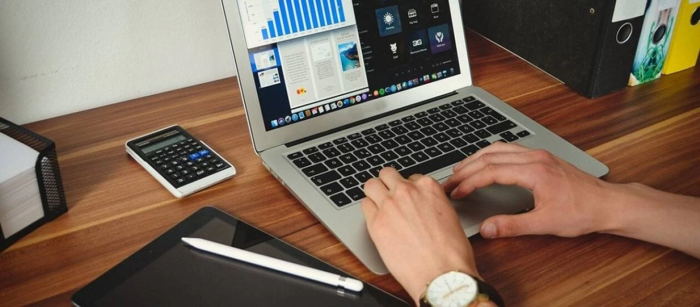 Voucher 200 ευρώ: Ανοίγει επιτέλους αύριο η πλατφόρμα για την υποβολή αιτήσεων